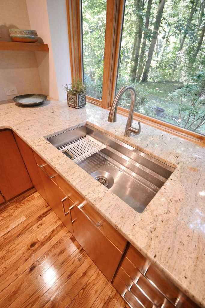 Grill kitchen 08-24-16 007