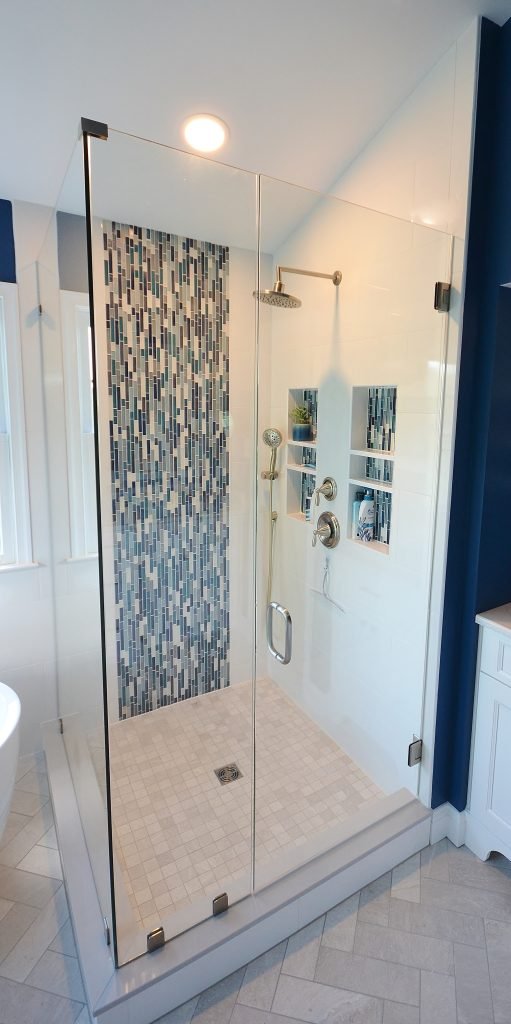 McFadden MAster Bath 06-29-20 004