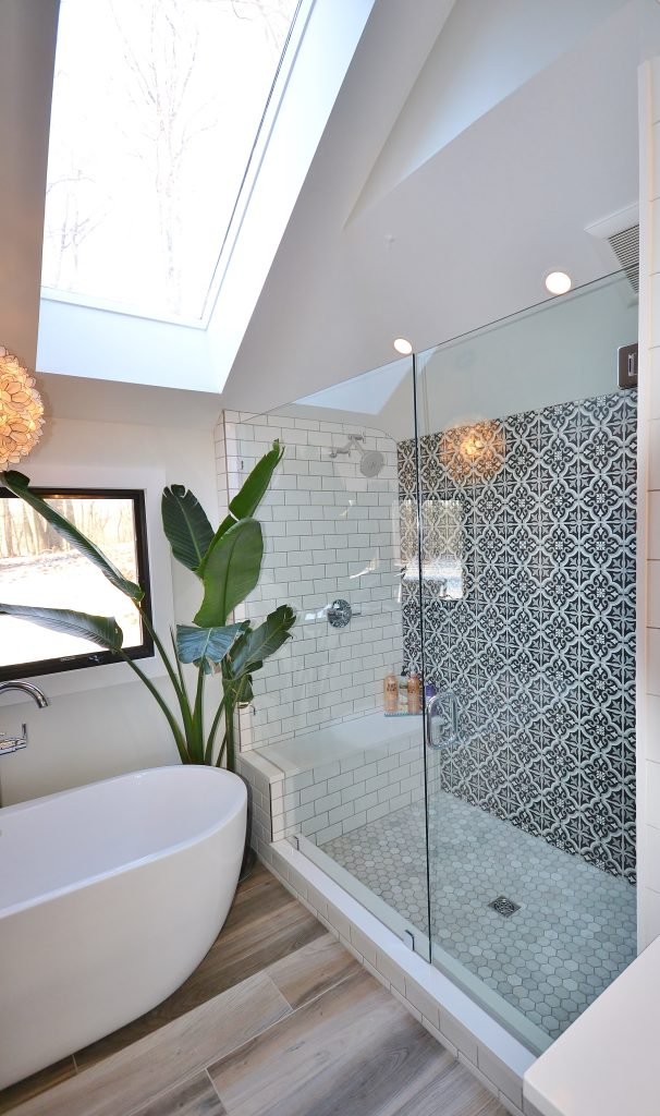 Wilding master bath 023